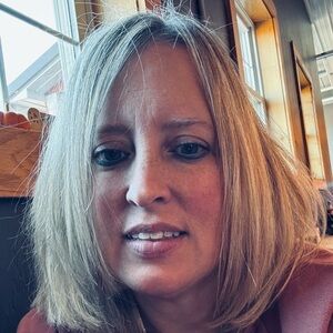 Meet your Posher, Beverly